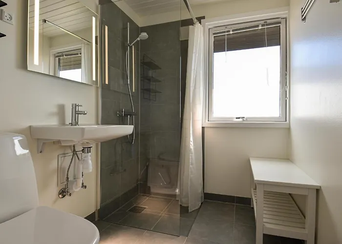 Tina רינגקובינג