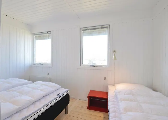 בית נופש Tina *